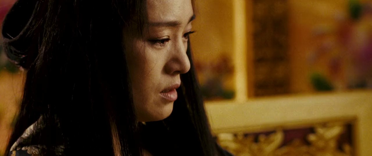 Curse of the Golden Flower (2006) BluRay Hindi + Ta Zh 720p x264 AVC AAC 2.0 ESub.mkv.0001